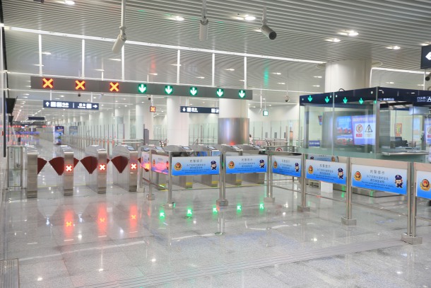 北京地铁7号线常营站